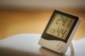 mäta luftfuktighet inomhus